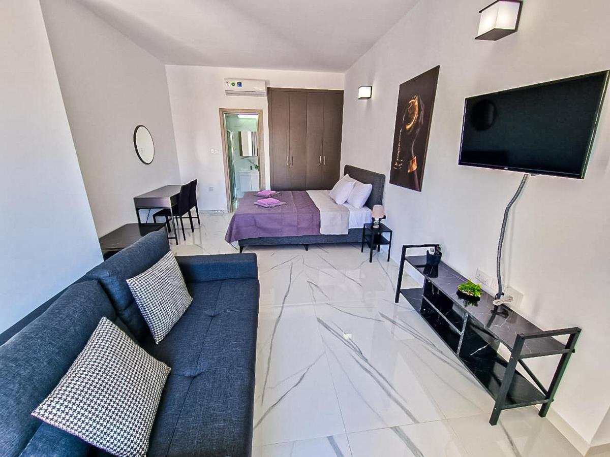 איה נאפה Giorgis Luxury Apartments מראה חיצוני תמונה
