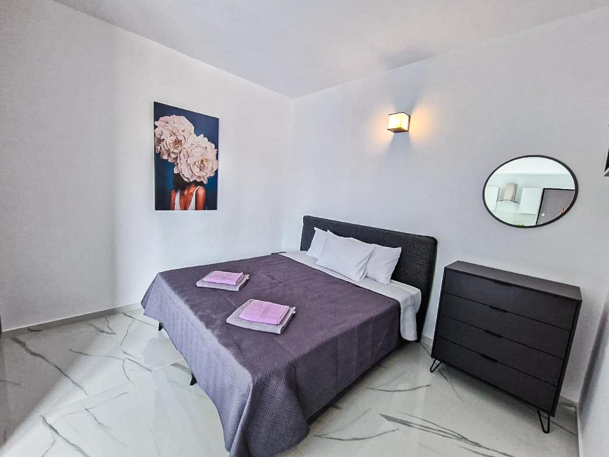 איה נאפה Giorgis Luxury Apartments מראה חיצוני תמונה